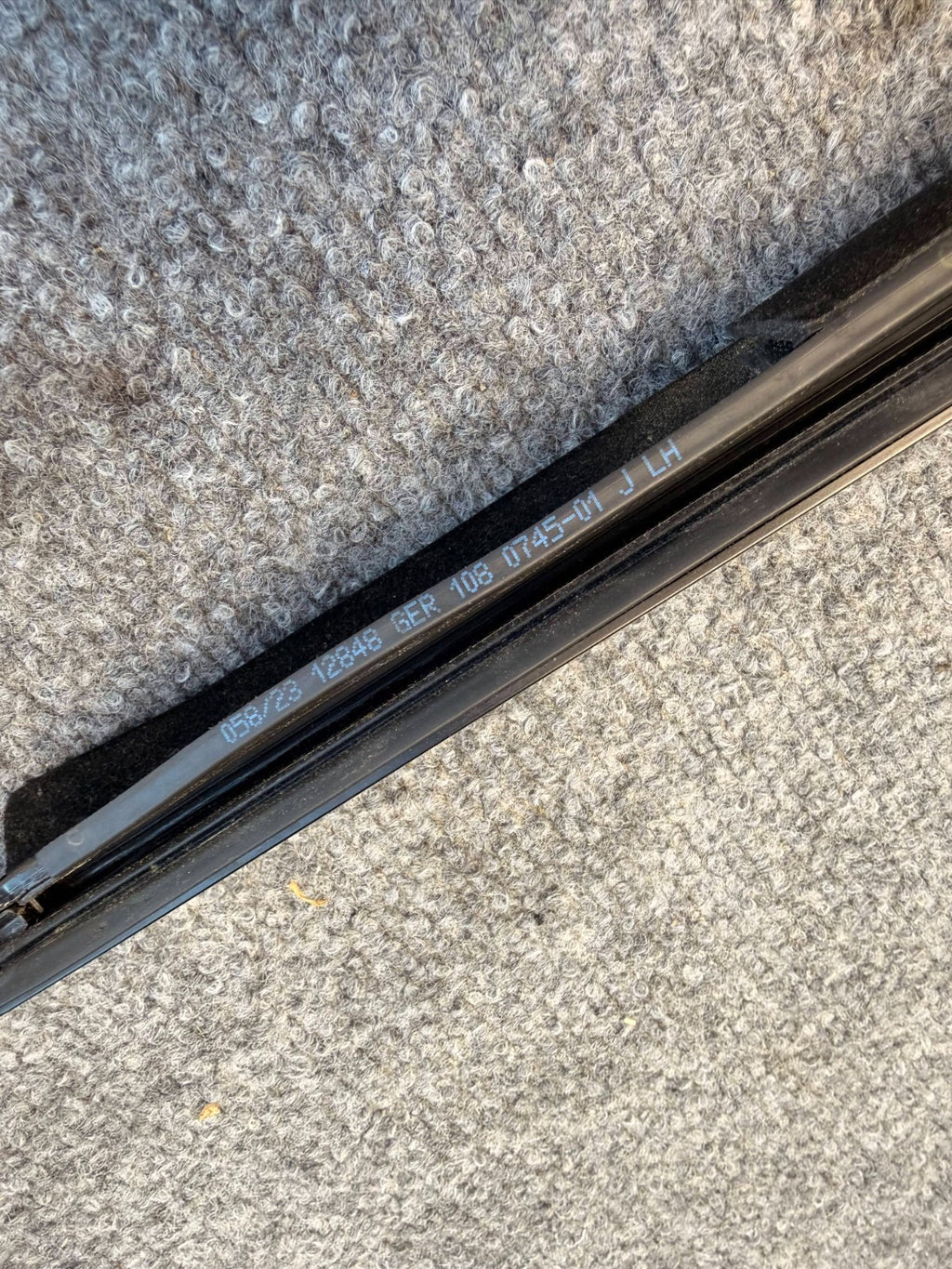 2020-2024 Tesla Model Y Rear Left Door Window Strip 1080745-01-J