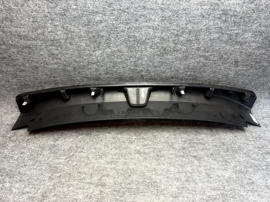 ♦️2017–2023 TESLA MODEL 3 REAR TRUNK SILL TRIM COVER SCUFF PANEL OEM, 108631500F