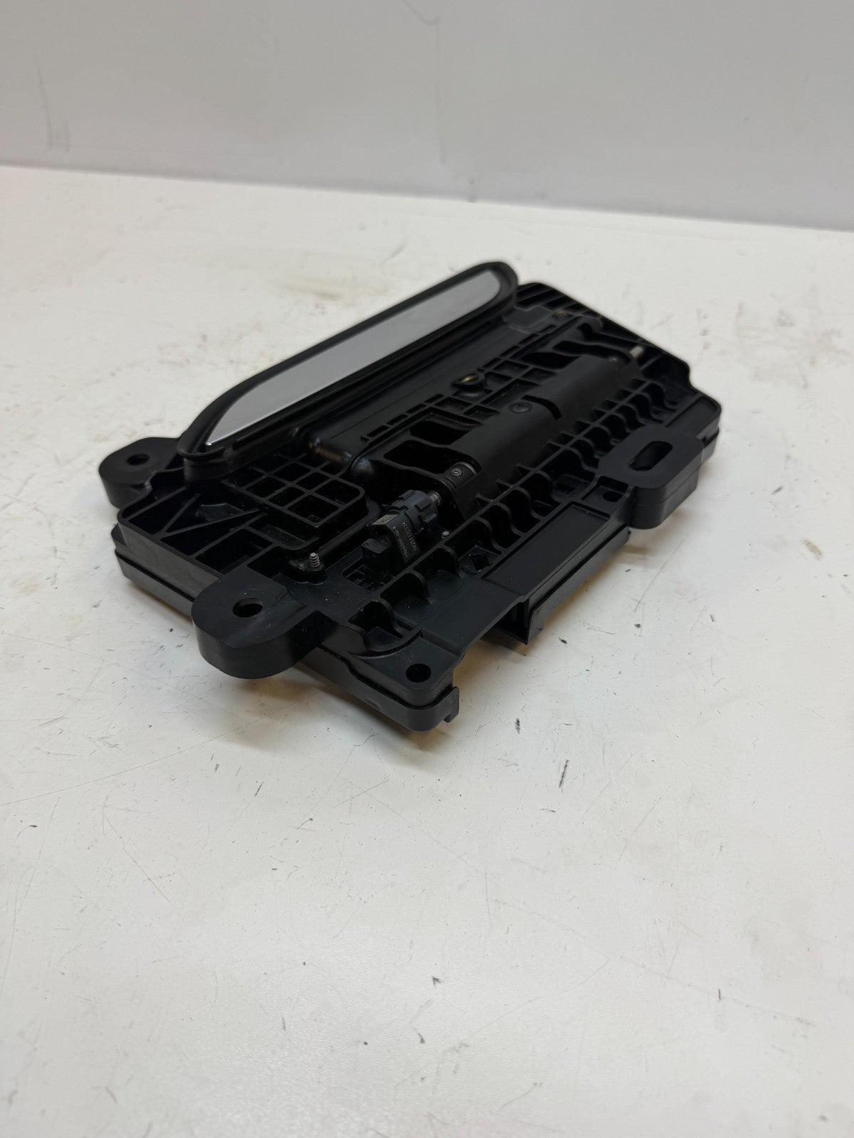 2016-2020 Tesla Model S Rear Left Driver Side Exterior Door Handle 1100299-00-A