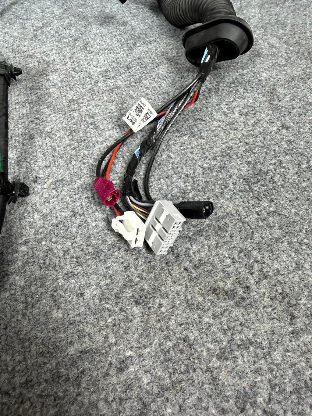 2016-2020 Tesla Model X Front Left Side Door Wiring Harness OEM, 1032432-00-G