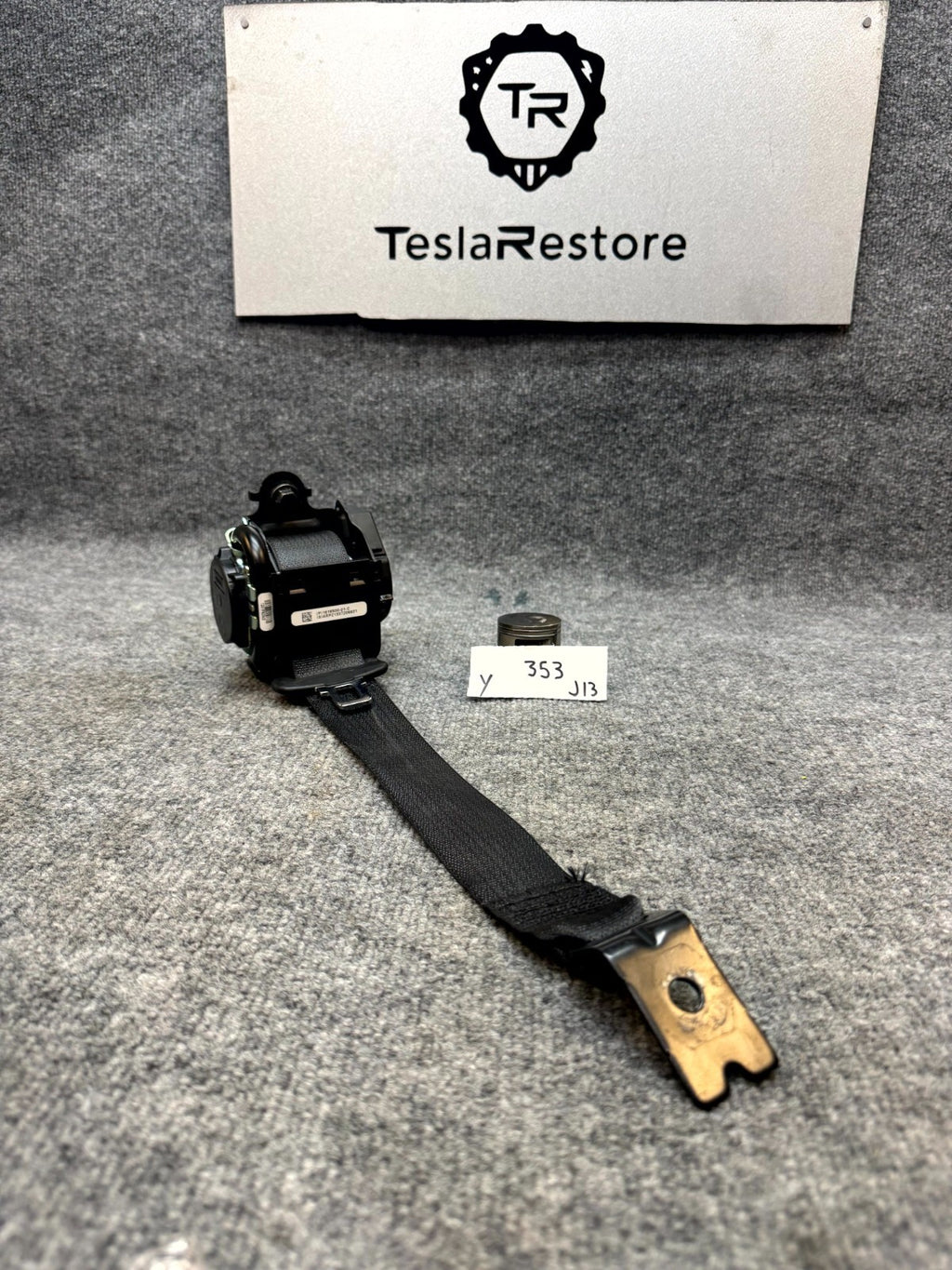 2020 - 2024 TESLA MODEL Y REAR RIGHT / LEFT SIDE SEAT BELT OEM, 1616500-01-C