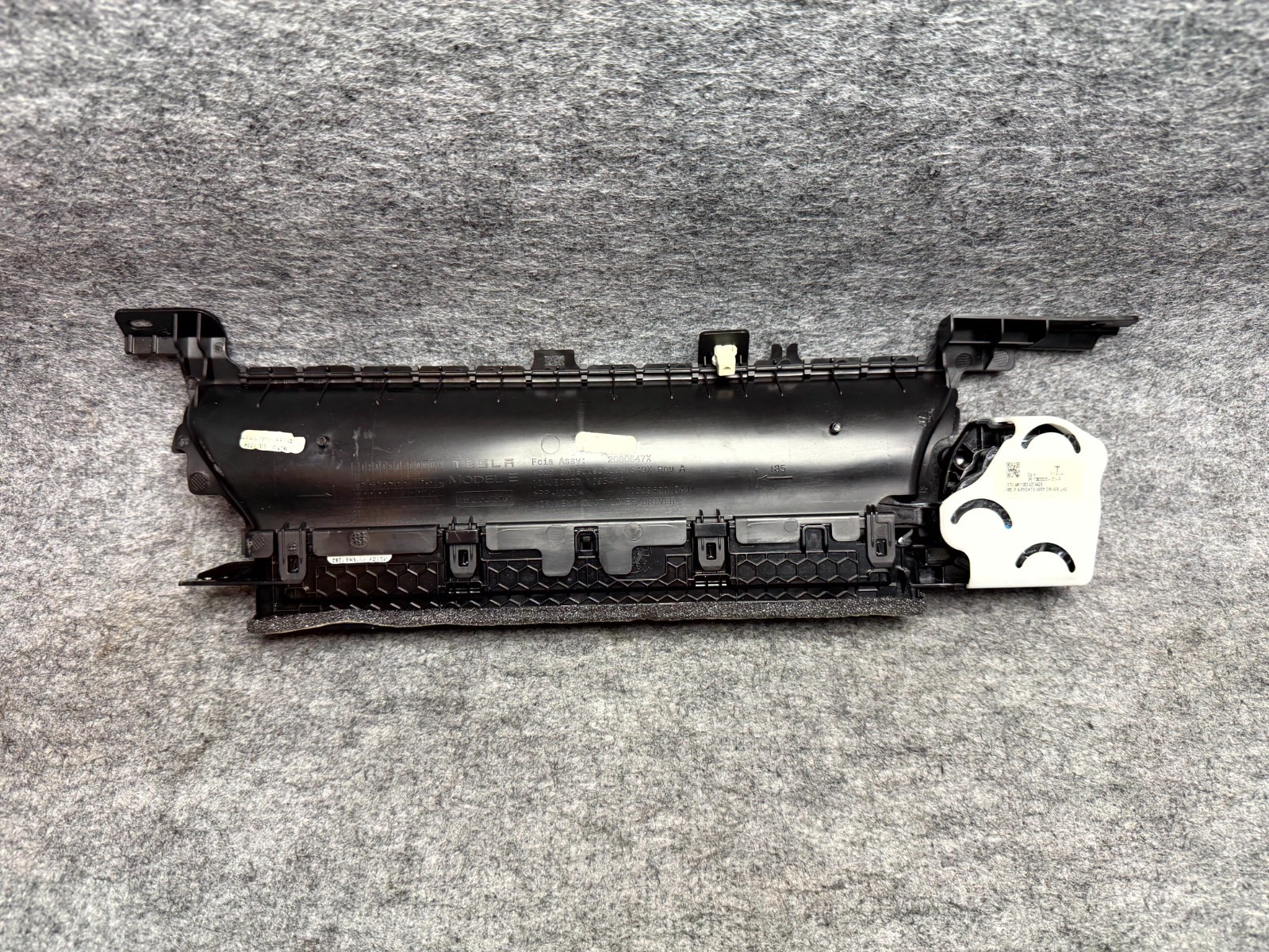 ♦️2017-2023 TESLA MODEL 3 LEFT DASH HEATER LOWER AIR VENT GRILLE OEM, 108332000F