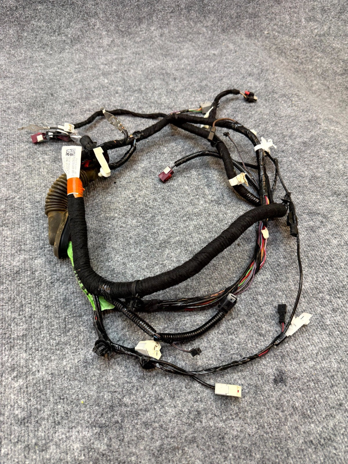 2020-2024 TESLA MODEL Y REAR LIFTGATE TRUNK WIRING HARNESS OEM, 1616689-00-C