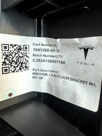 2020-2024 TESLA MODEL Y REAR RIGHT SIDE TRUNK FLOOR TRIM COVER OEM, 1641266-00-D