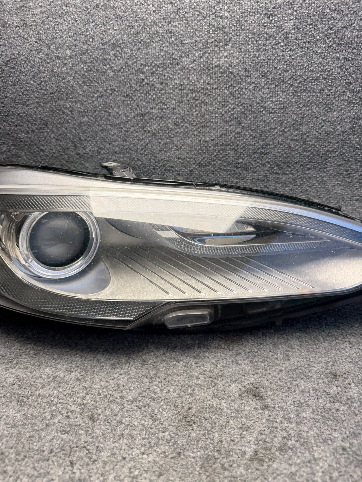 2012-2016 OEM Tesla S Front Right Passenger Side Headlight Head Lamp Xenon