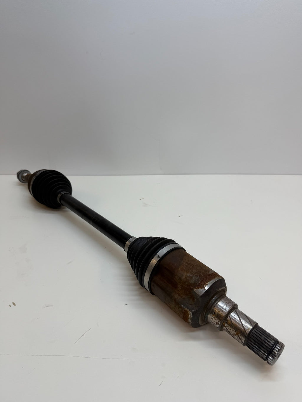 2016 - 2020 TESLA MODEL S FRONT LEFT SIDE AXLE SHAFT HALFSHAFT