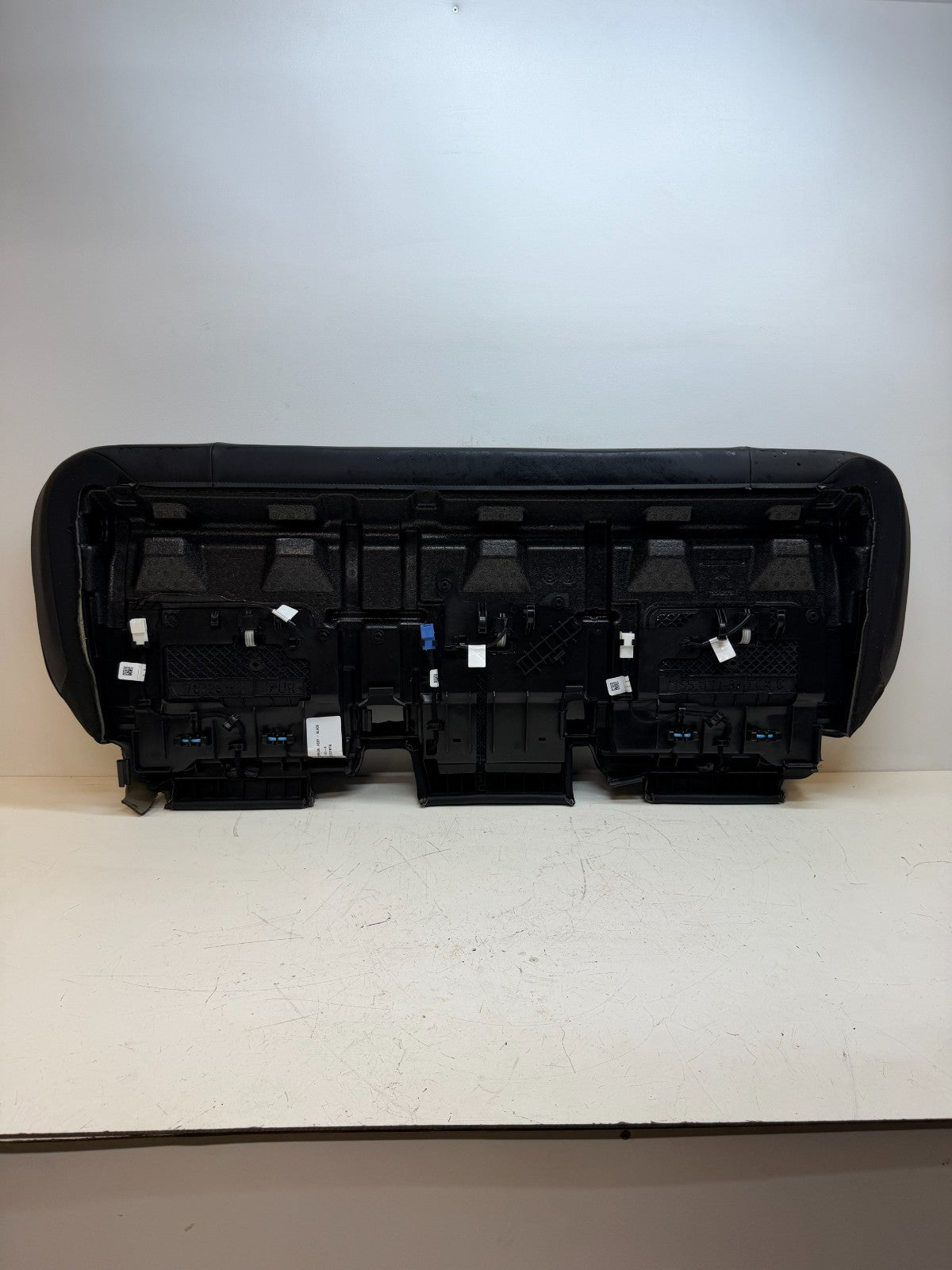 2020-2024 TESLA MODEL Y REAR SECOND 2ND ROW LOWER SEAT CUSHION 1552127-01-A