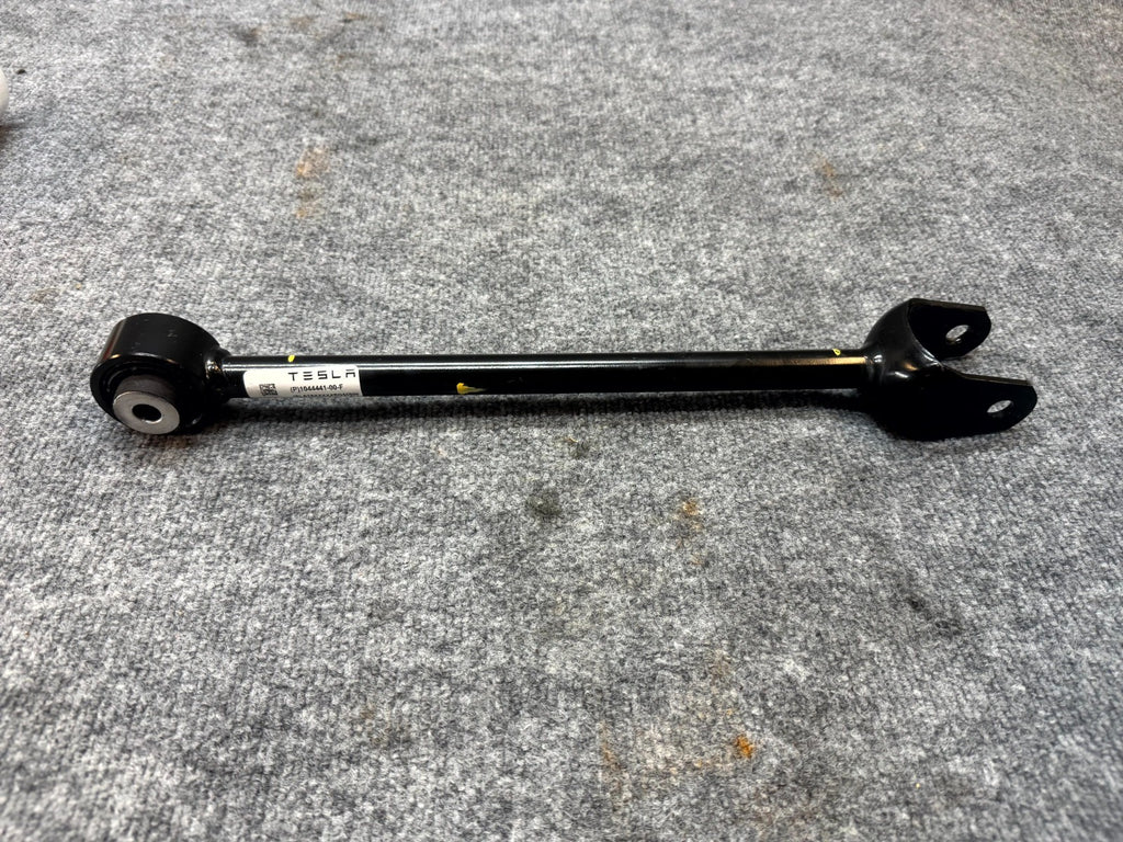 2020 - 2024 TESLA MODEL Y REAR RIGHT / LEFT LOWER CONTROL ARM OEM, 1044441-00-F