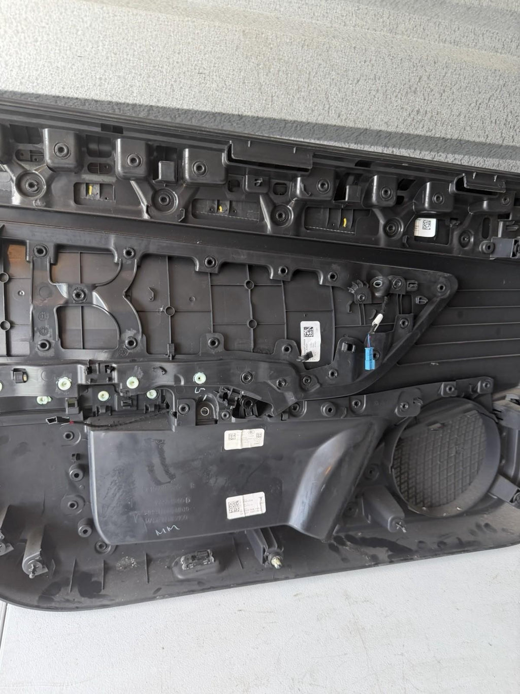 ♦️2017-2023 TESLA MODEL 3 FRONT RIGHT SIDE DOOR PANEL TRIM CARD OEM,1085943-00-D