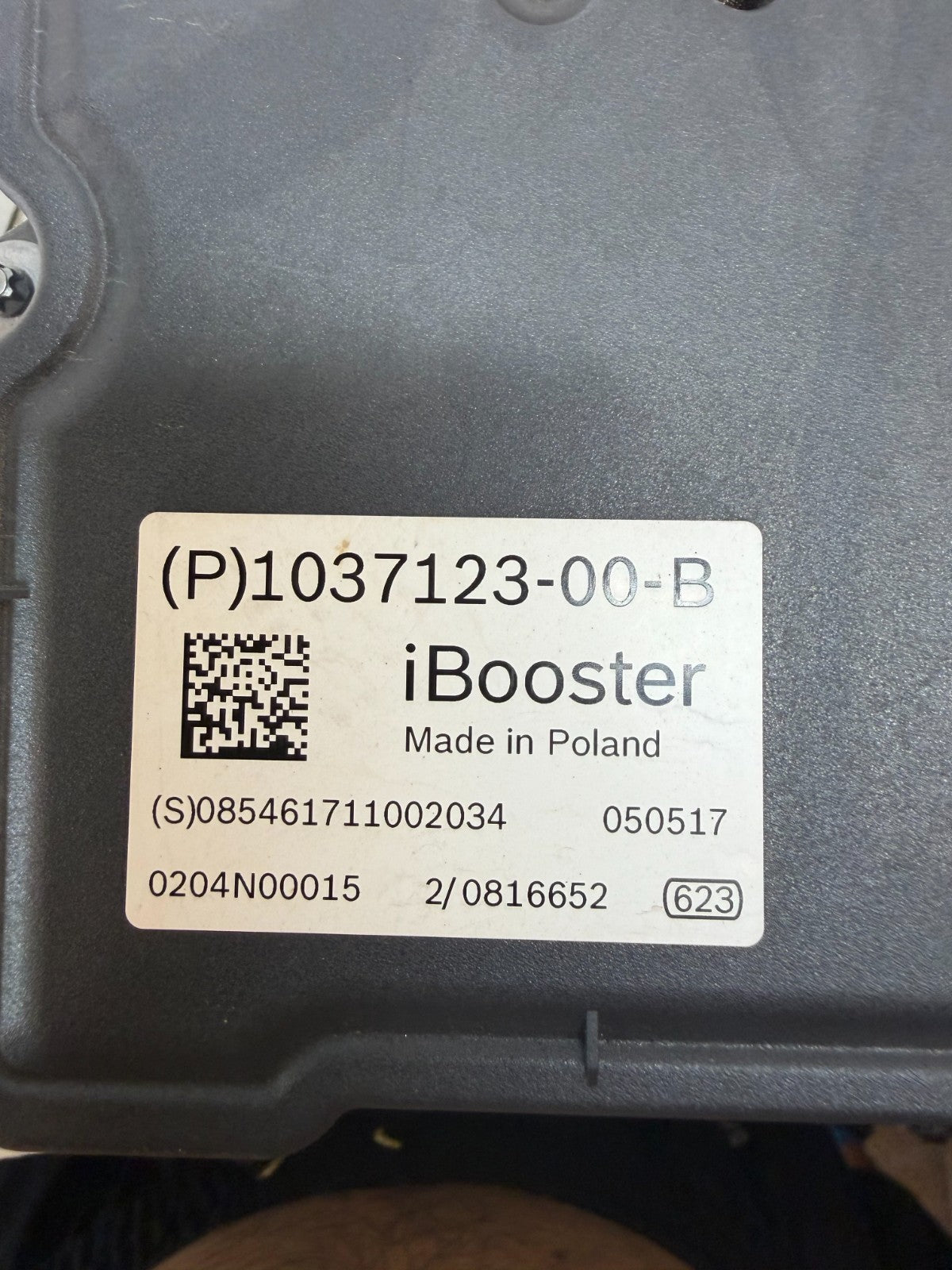 2012-2016 Tesla Model S Electromechanical Brake IBooster Servo 1037123-00-B
