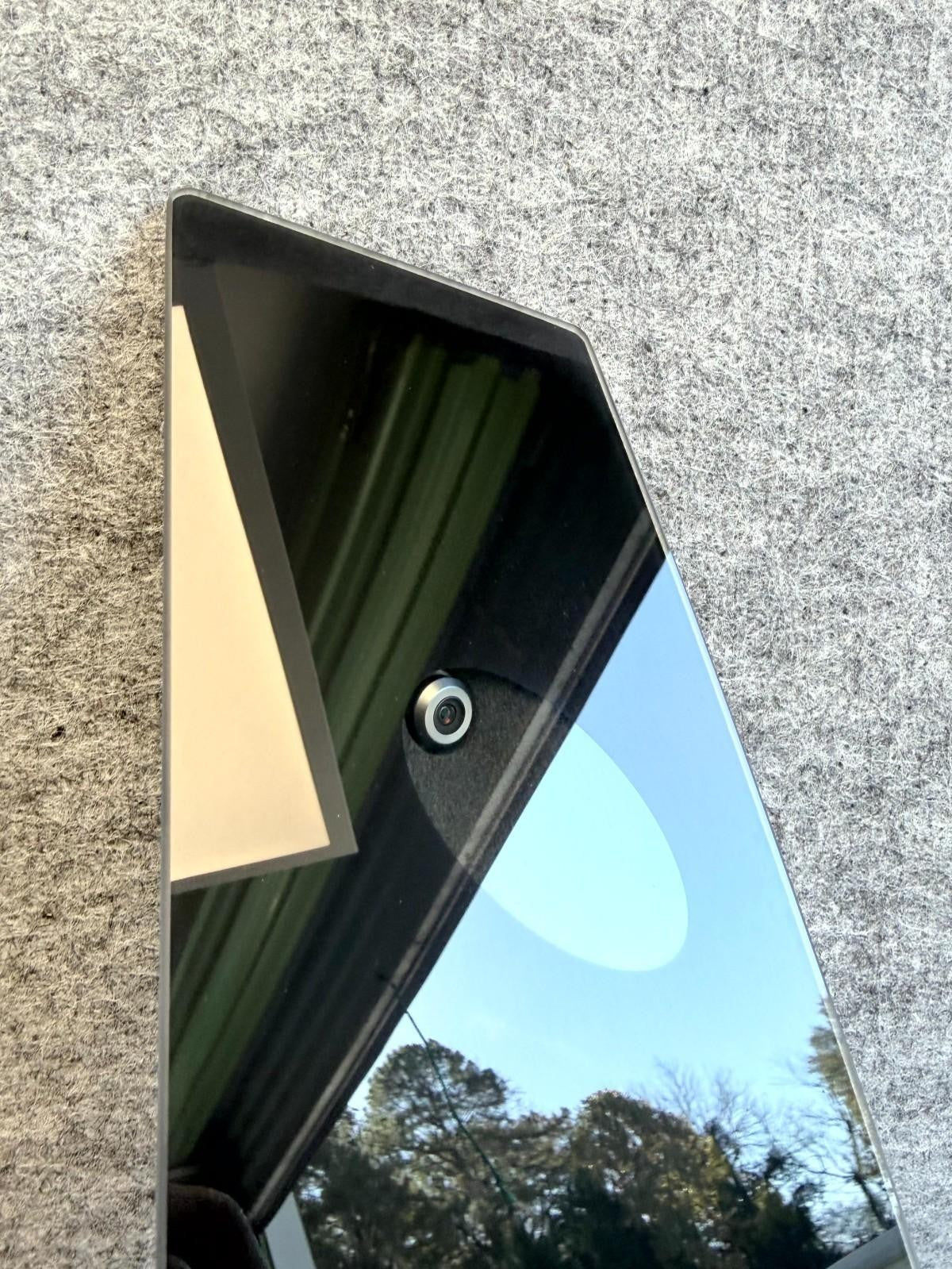 ♦️17-23 TESLA MODEL 3 RIGHT B PILLAR TRIM GLASS APPLIQUE CAMERA OEM, 110044100D