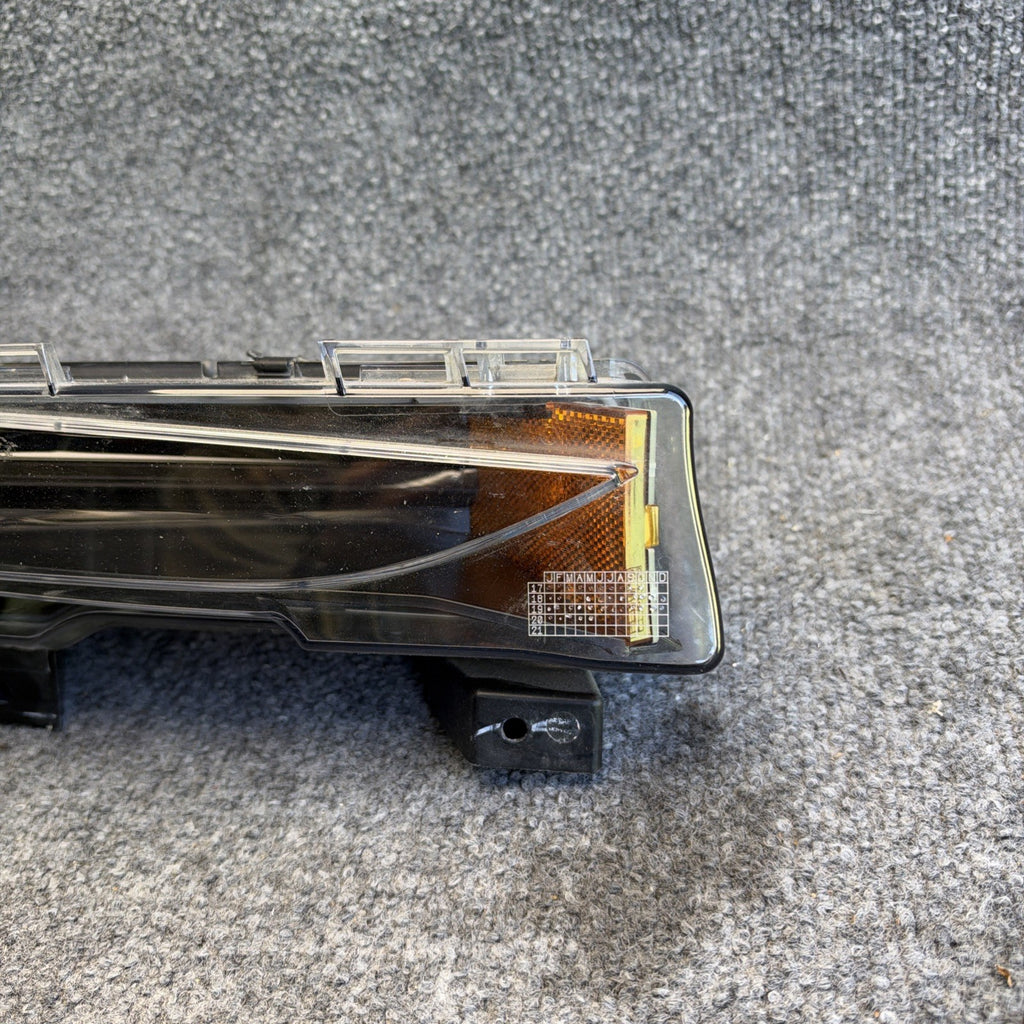 DMG‼️2017-2023 Tesla Model 3 RH Turn Signal Fog Light DRL OEM  1077390-00-F