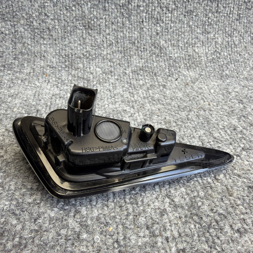 OEM 2021-2024 TESLA MODEL S/X RIGHT PASSENGER SIDE VIEW CAMERA 1495867-22-C