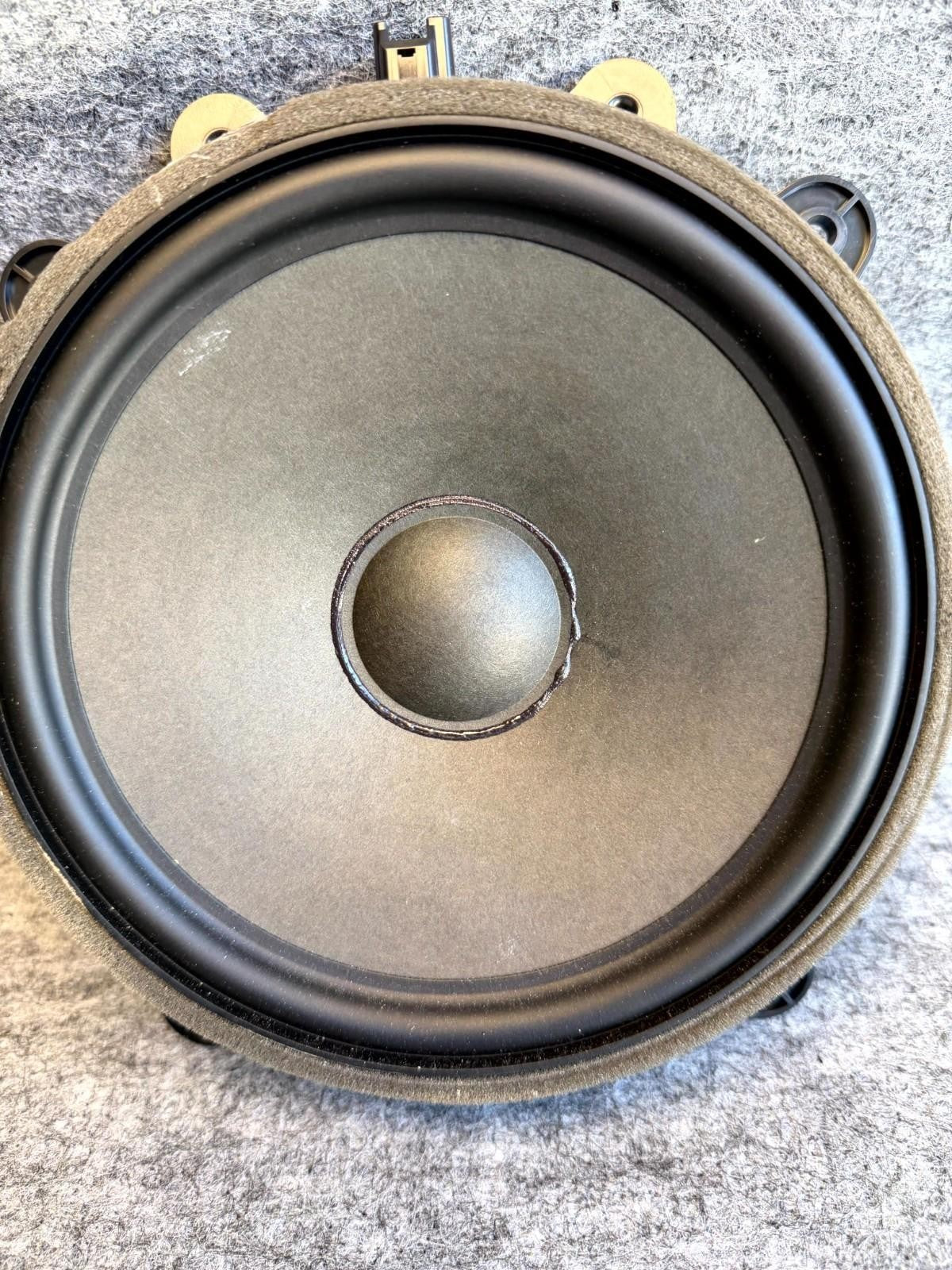 ♦️2017 - 2023 TESLA MODEL 3 Y FRONT RIGHT/LEFT DOOR SPEAKER OEM, 1079744-00-D