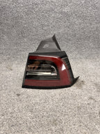 2021-2024 TESLA MODEL 3/Y RIGHT SIDE  TAIL LIGHT USED OEM (1502087-00-D) 4 Pin