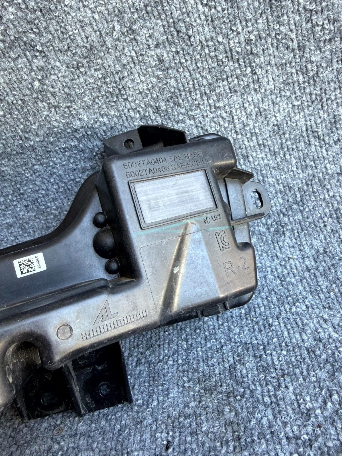 2017-2023 TESLA MODEL 3 FRONT RIGHT SIDE FOG LIGHT LAMP OEM, 1077390-00-F