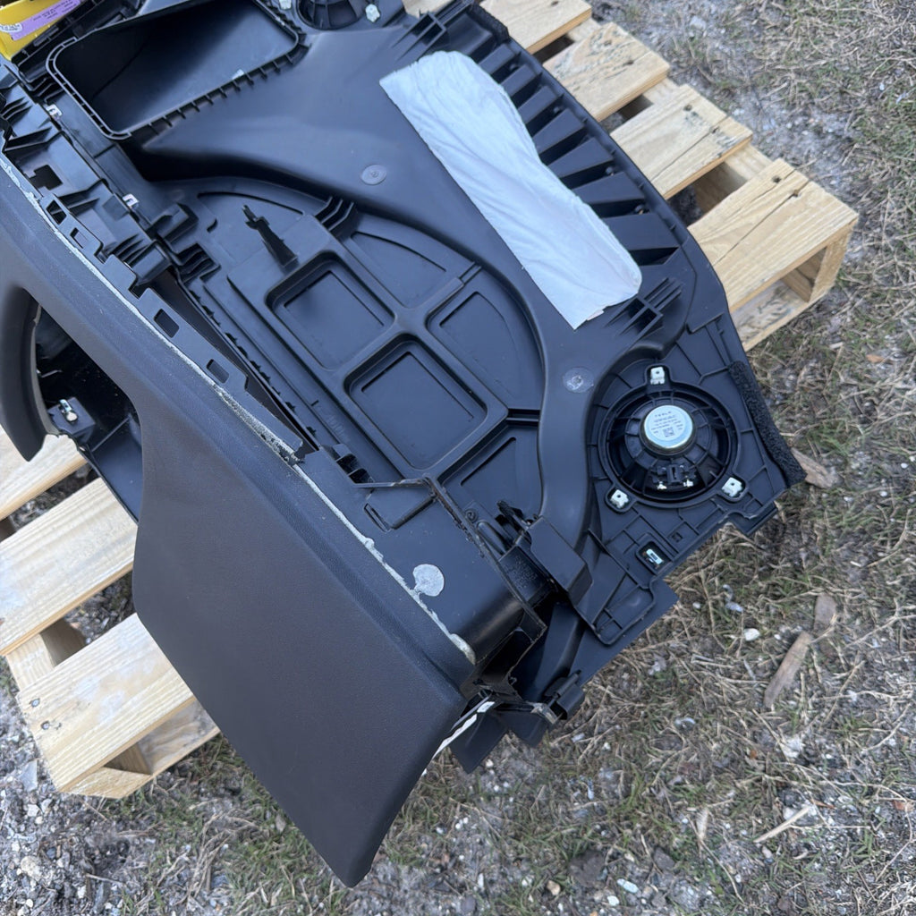2020 - 2024 TESLA MODEL Y FRONT DASHBOARD DASH INSTRUMENT PANEL OEM