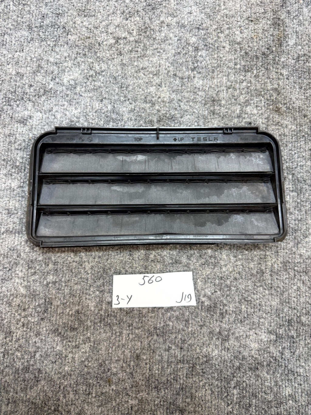 2017–2023 TESLA MODEL 3 AIR EXTRACTOR CABIN VENT GRILLE OEM, 1098751-00-C
