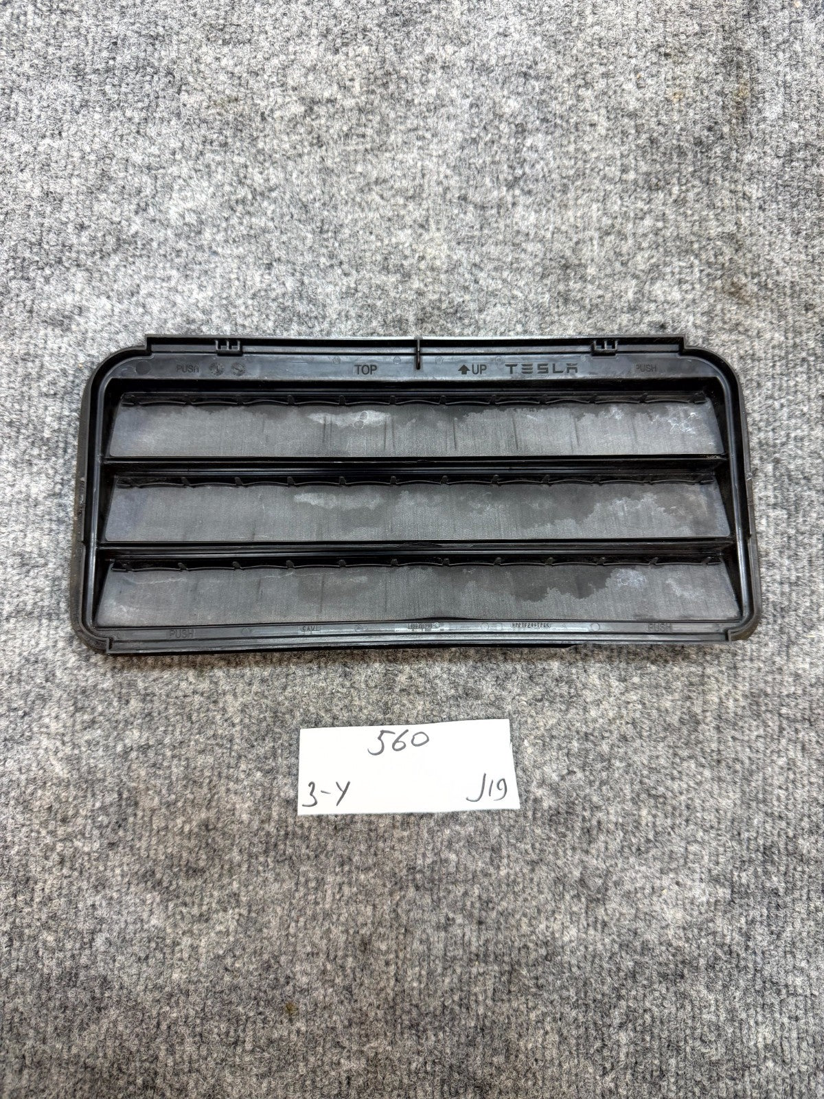 2017–2023 TESLA MODEL 3 AIR EXTRACTOR CABIN VENT GRILLE OEM, 1098751-00-C