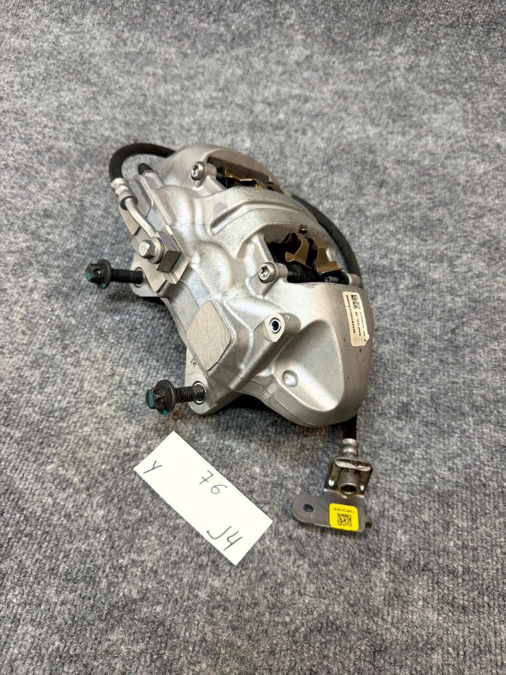 20-24 TESLA MODEL Y FRONT RIGHT BRAKE CALIPER W/BREAK HOSE LINE OEM,2288622-00-A