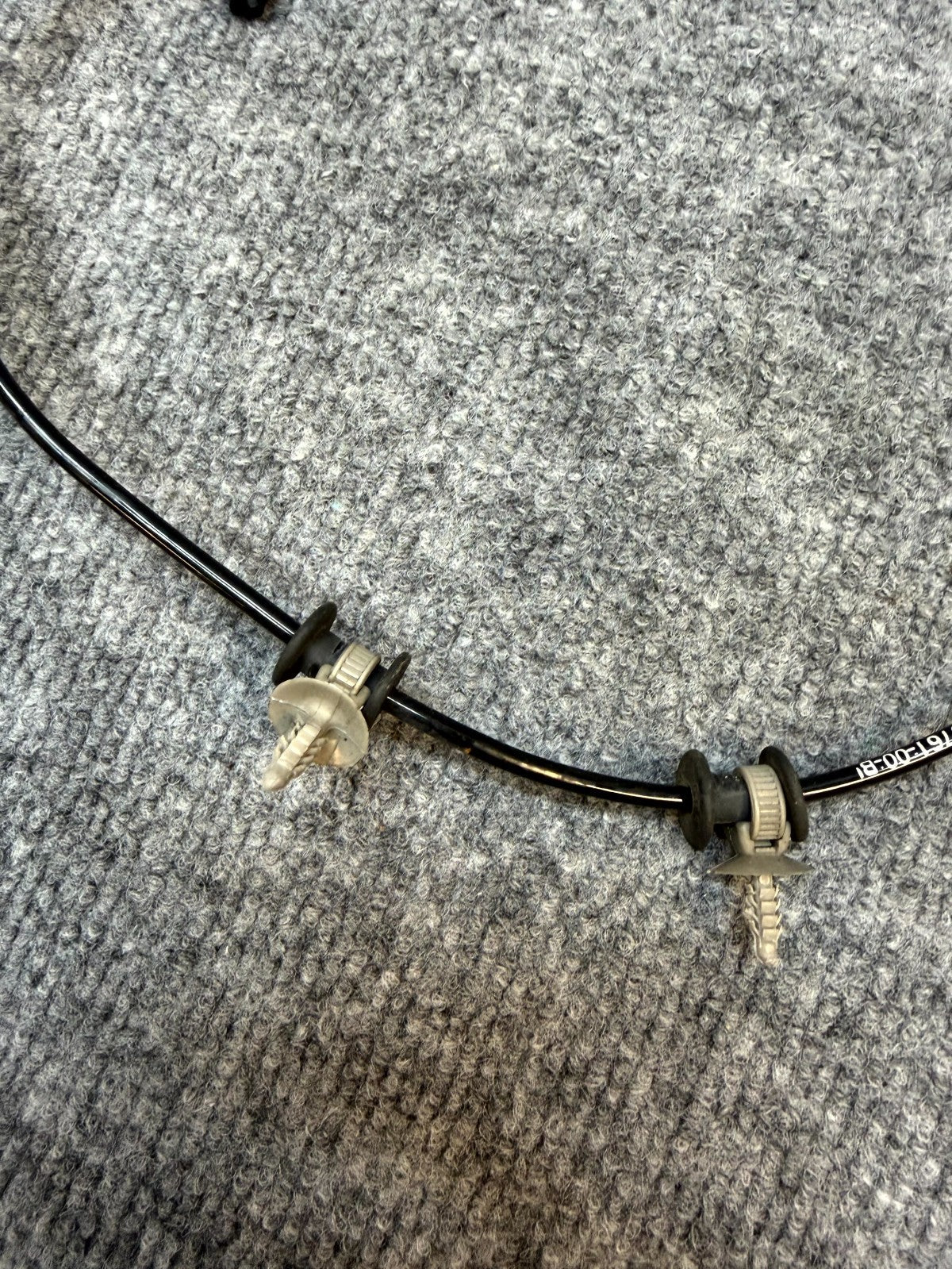 20 - 24 TESLA MODEL Y FRONT/REAR RIGHT/LEFT WHEEL SPEED SENSOR OEM, 1188761-00-B