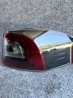 2012-2022 TESLA MODEL S RIGHT TAILLIGHT LED OUTER TAIL LAMP OEM, 6005919-00-C