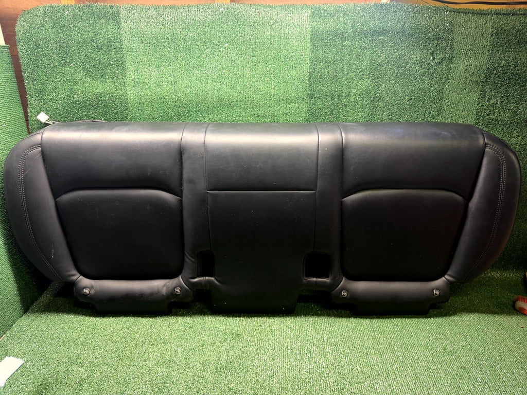 ♦️2020–2024 TESLA MODEL Y REAR 2ND SEAT LOWER CUSHION BLACK OEM, 1552127-00-A