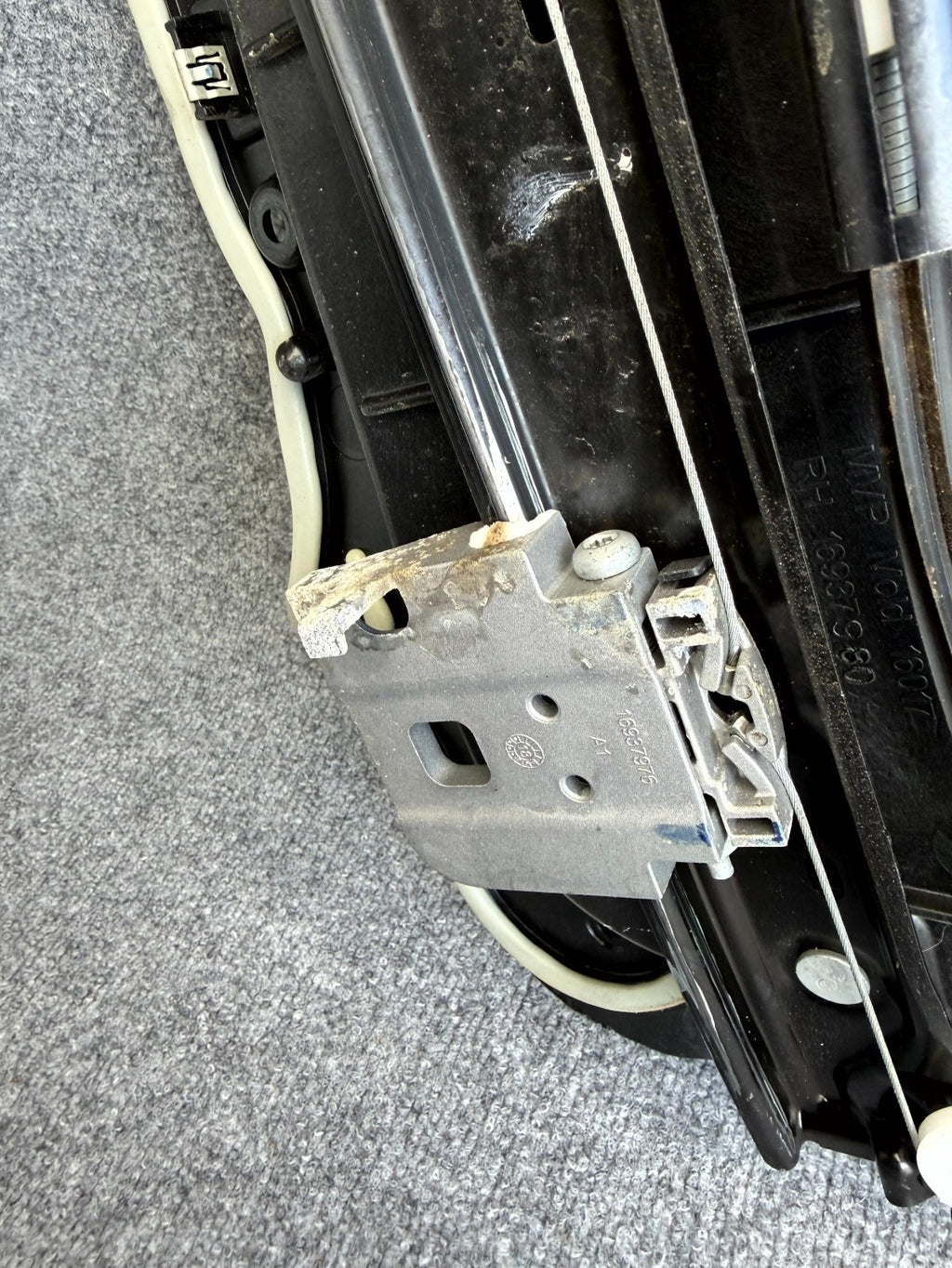 2017-2023 TESLA MODEL 3 REAR RIGHT DOOR WINDOW REGULATOR MOTOR OEM, 1096623-99-H