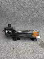 20-24 Tesla Model 3-Y Front Right Foglamp Turn Signal LED 1077391-00-F