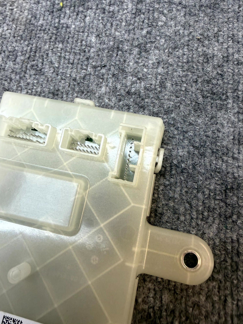 2020 - 2024 TESLA MODEL Y CHARGE PORT CONTROLLER MODULE UNIT OEM, 1537264-00-B