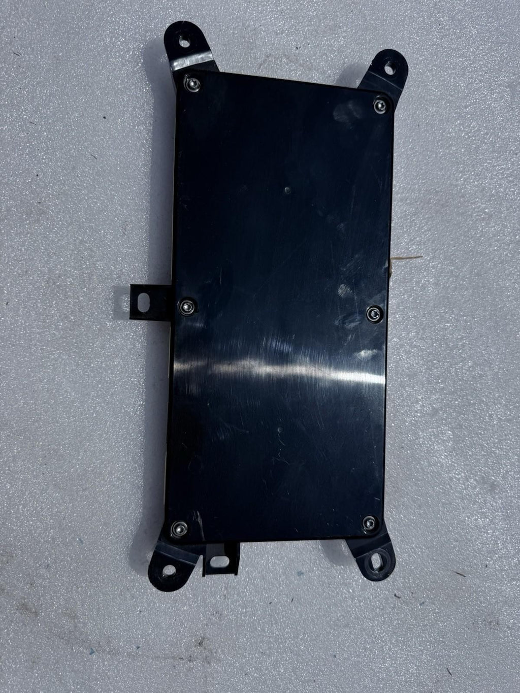 ♦️2016 - 2020 TESLA MODEL X REAR CHASSIS BODY CONTROL MODULE OEM, 1043900-10-D