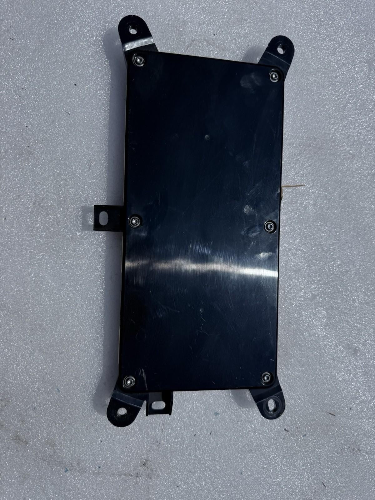 ♦️2016 - 2020 TESLA MODEL X REAR CHASSIS BODY CONTROL MODULE OEM, 1043900-10-D