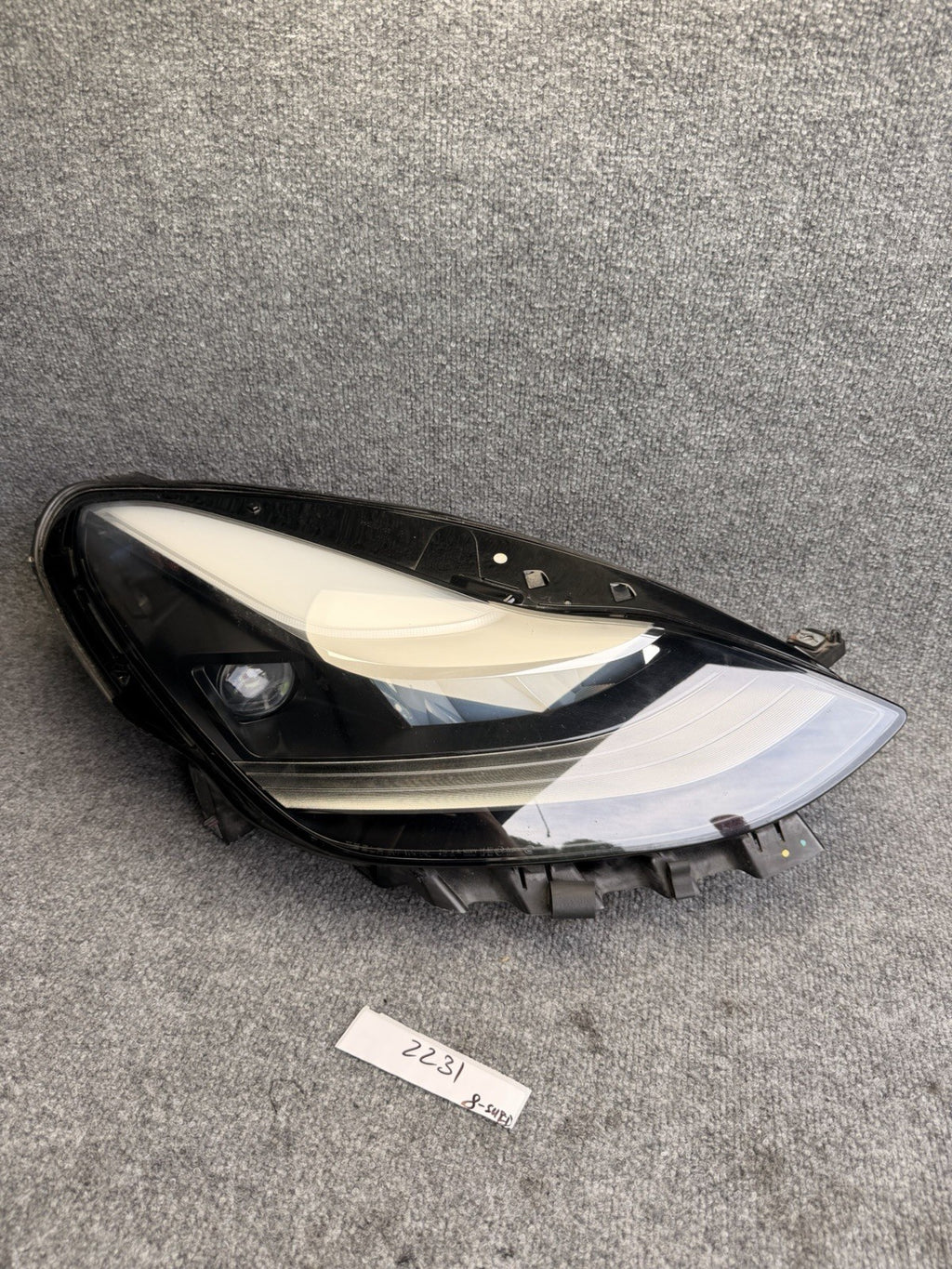 OEM 21-24 Tesla Model 3-Y Right Passenger Matrix LED Headlight 1514953-00-D