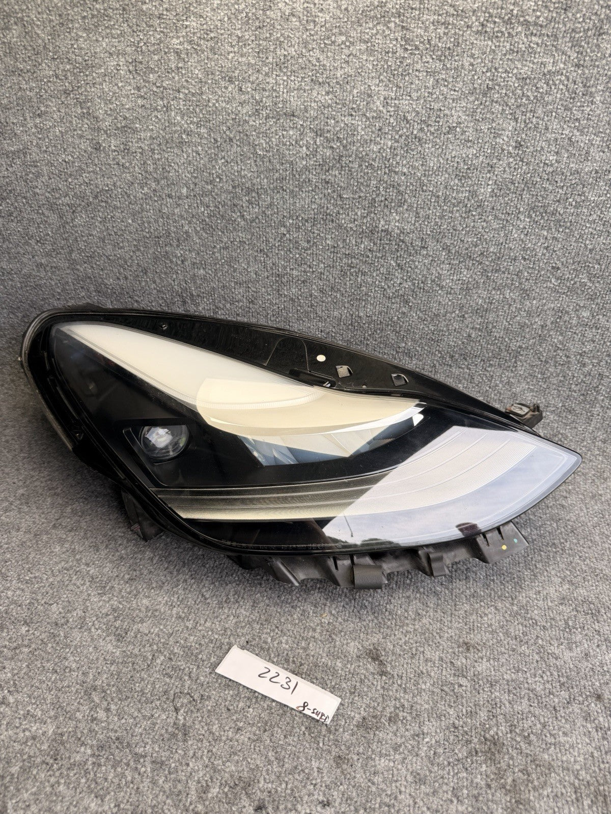 OEM 21-24 Tesla Model 3-Y Right Passenger Matrix LED Headlight 1514953-00-D