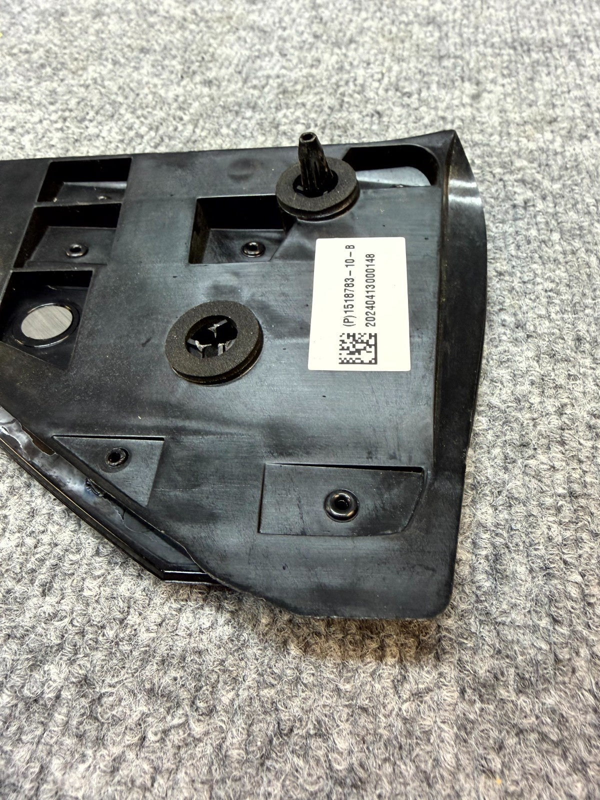 2017-2024 TESLA MODEL 3 Y REAR RIGHT CHARGE PORT DOOR REFLECTOR OEM 1518783-10-B