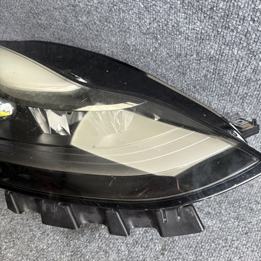 2021-2023 TESLA Model 3/Y Right MATRIX Headlight OEM 1514953-00-D  