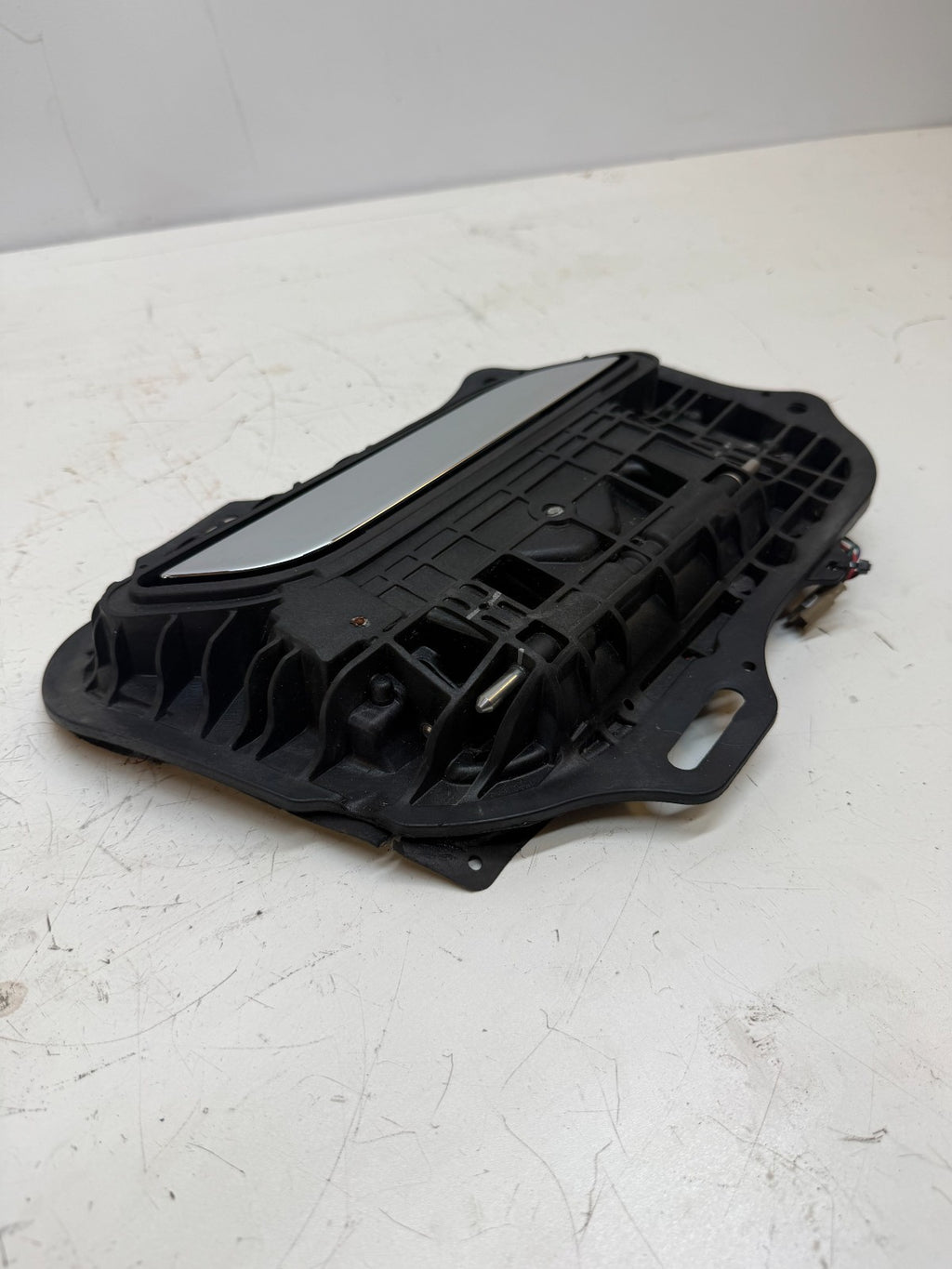 2012-2020 Tesla Model S Rear Right Side Exterior Door Handle Outer 1007729