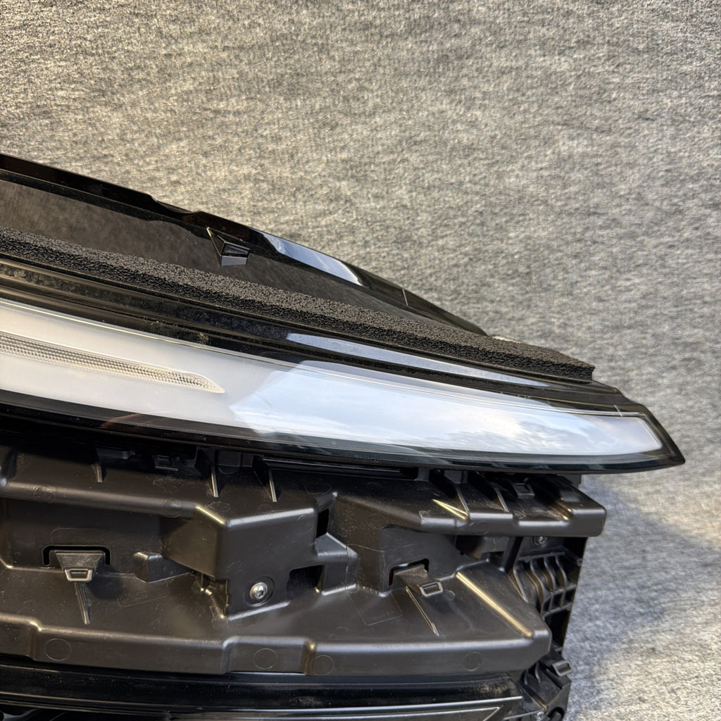 2025-2026 TESLA MODEL Y HEADLIGHT RIGHT PASSENGER SIDE LED 1918358-00-D OEM