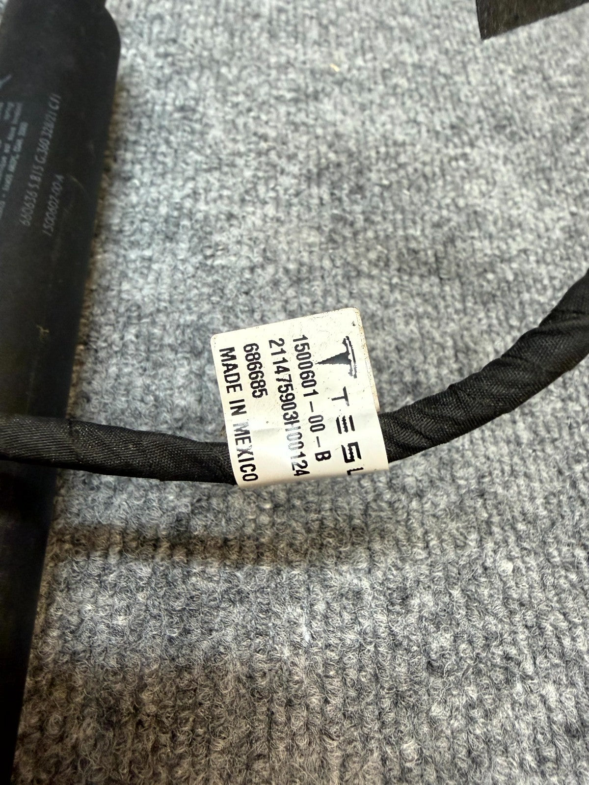 2020-2024 TESLA MODEL Y REAR LEFT & RIGHT LIFT GATE SHOCK STRUT OEM,1500601-00-B
