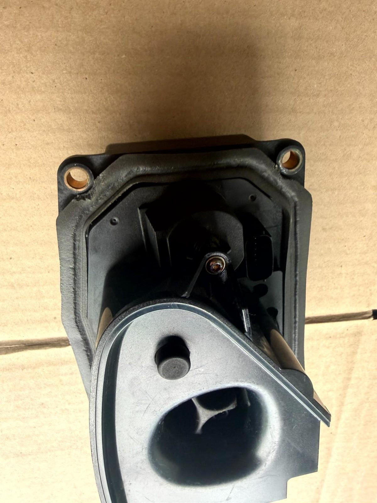 ♦️14-20 TESLA MODEL X S GEN2 CHARGE PORT INLET SOCKET ASSEMBLY OEM, 1026041-00-K