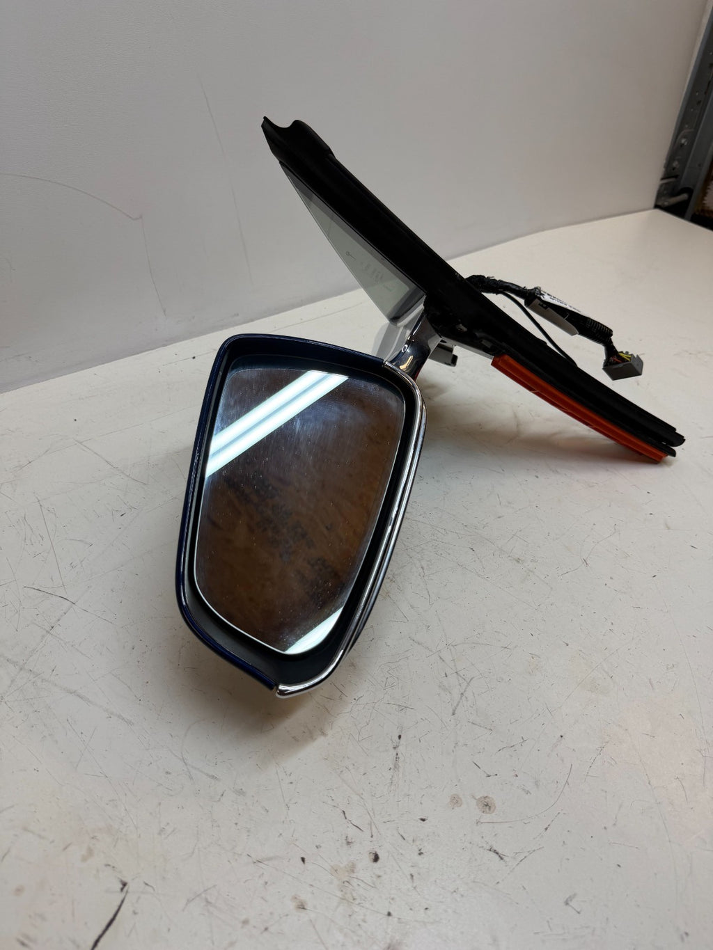 2016-2020 Tesla Model S Front Left Exterior Rear View Door Mirror 1041317-00-F