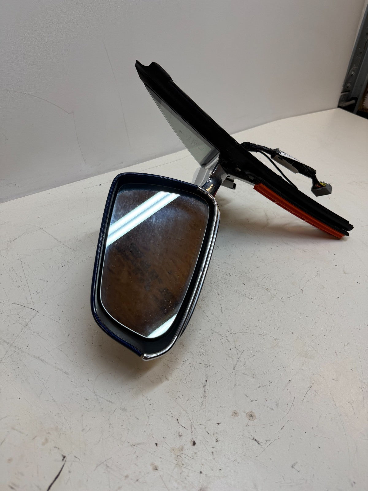 2016-2020 Tesla Model S Front Left Exterior Rear View Door Mirror 1041317-00-F