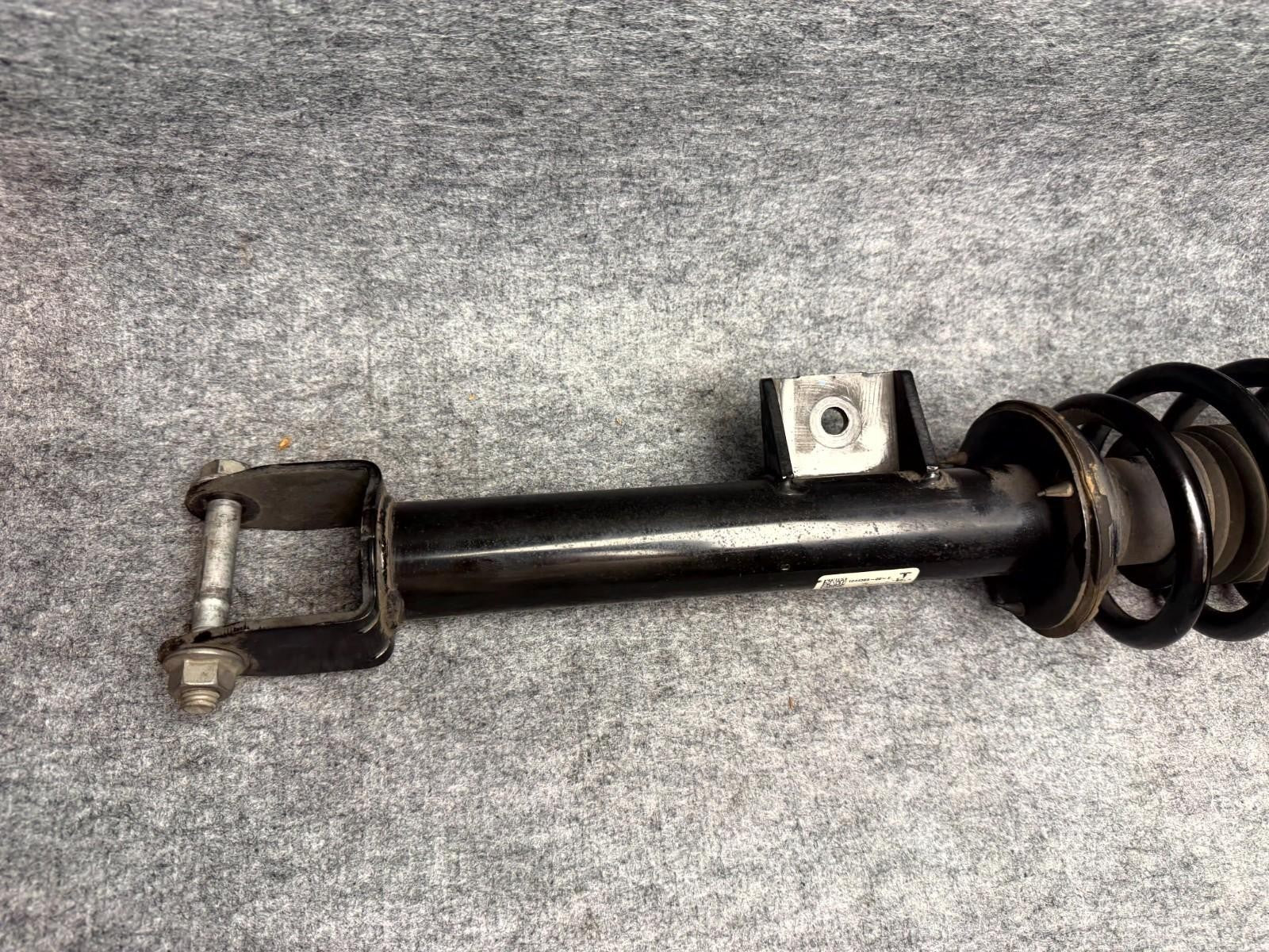 ♦️2017 - 2023 TESLA MODEL 3 FRONT RIGHT SIDE SHOCK ABSORBER OEM, 1044369-00-E