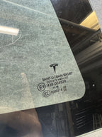 2017 – 2023 TESLA MODEL 3 REAR RIGHT SIDE QUARTER WINDOW GLASS OEM, 43R-004529