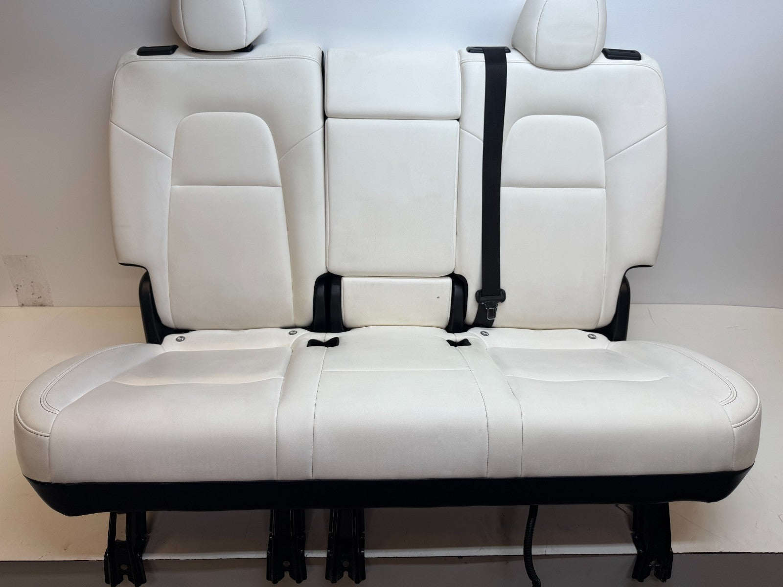 2017-2023 TESLA MODEL Y FRONT & REAR SET OF SEATS ASSY WHITE