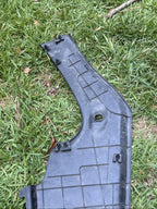 ♦️16-20 TESLA MODEL S FRONT LEFT SIDE UNDER HOOD APRON TRIM OEM, 1060478-00-B