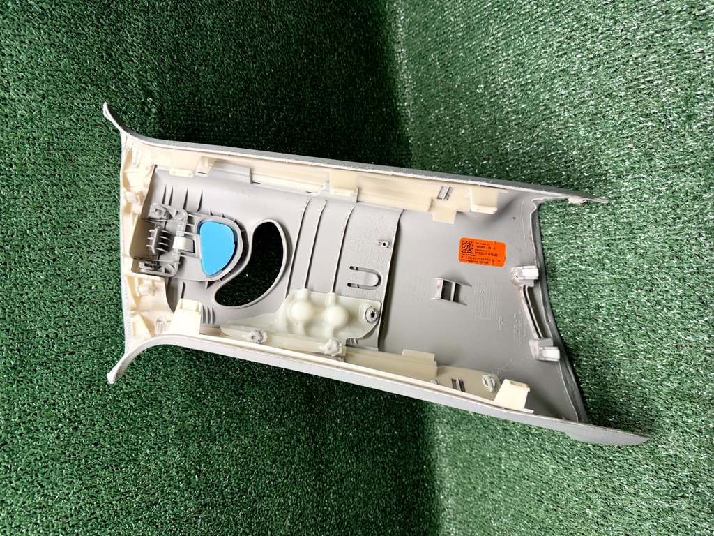 ♦️2020-2023 TESLA MODEL Y LEFT UPPER B PILLAR COVER PANEL OEM, 1494606-98-B