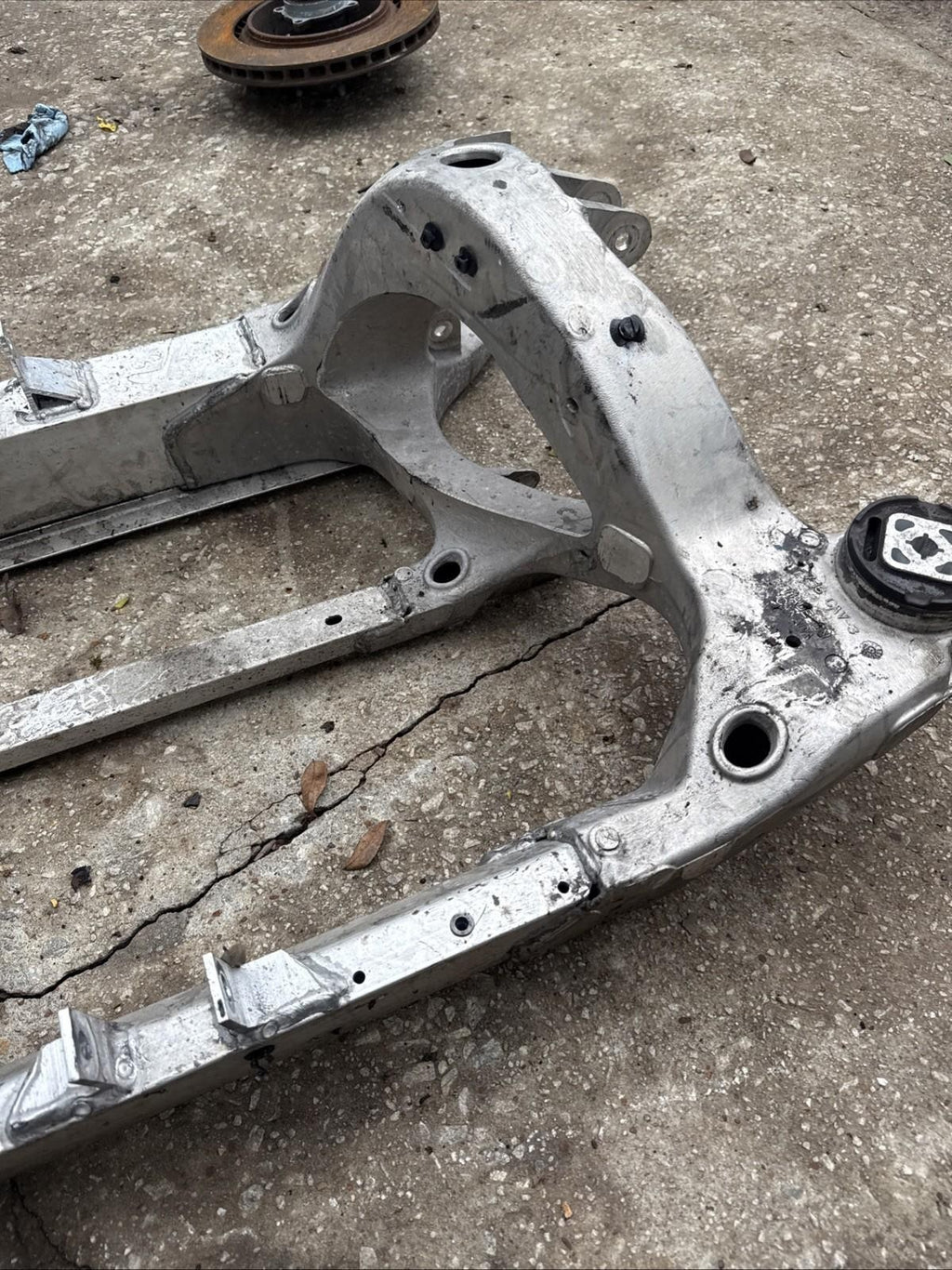 ♦️2012-2020 TESLA MODEL S REAR SUPPORT SUBFRAME CROSSMEMBER OEM, 1009826-00-A