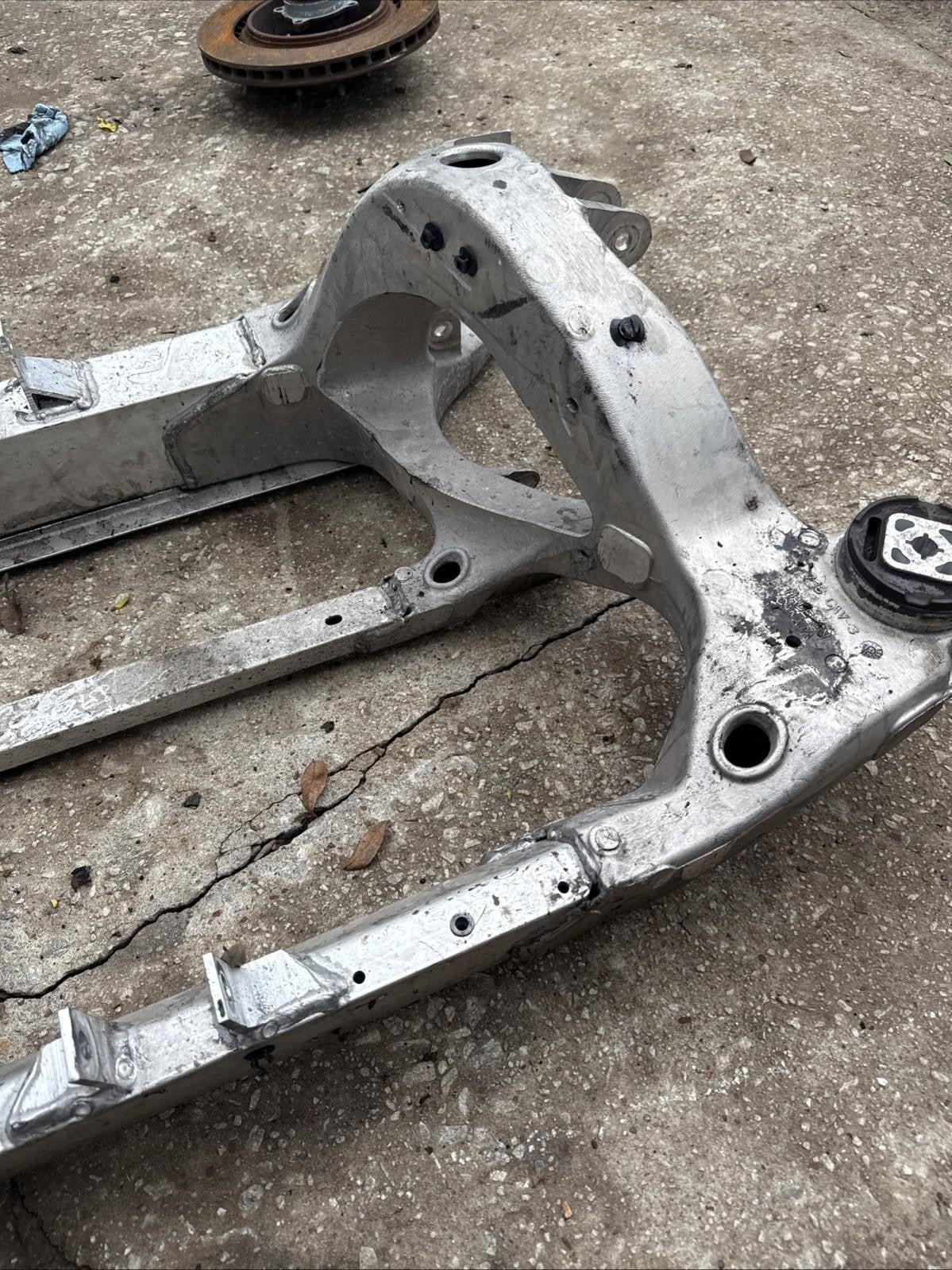 ♦️2012-2020 TESLA MODEL S REAR SUPPORT SUBFRAME CROSSMEMBER OEM, 1009826-00-A