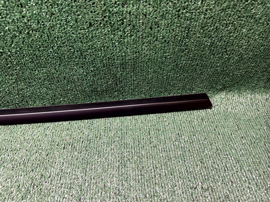 ♦️2020-2023 TESLA MODEL Y REAR RIGHT DOOR WINDOW BELT MOLDING OEM, 1495723-00-B